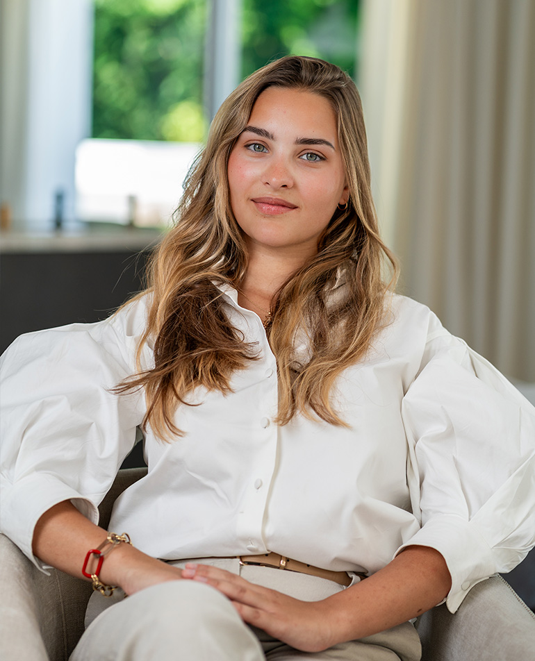 arina_2025